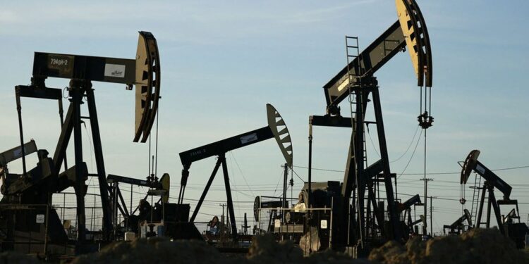 Les infrastructures énergétiques menacées de frappes, le pétrole s’envole