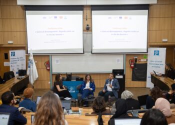 Femmes, emploi et croissance: libérer un potentiel économique inexploité