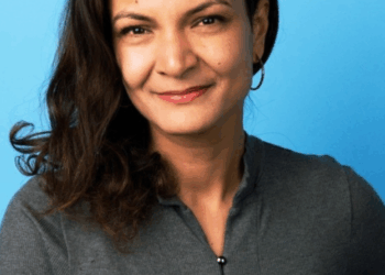 “Transformer, conseiller, innover”: le parcours multi-casquettes d’Amira Dkhil Turlais de Microsoft au service des entreprises et startups