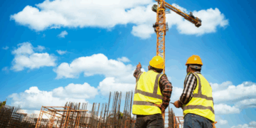 Hôpitaux, facultés, infrastructures: 80 chantiers publics, des retards à rattraper