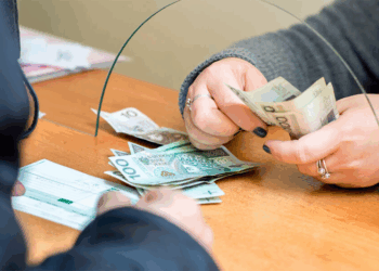 Les Tunisiens en France, absents du pays, présents dans l’économie