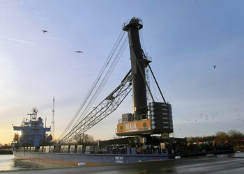 Tunisie: une grue neuve importée d’Italie… en panne avant sa première utilisation
