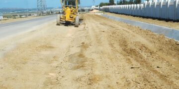 10 millions de dinars mobilisés pour nettoyer 1.400 km de routes en Tunisie. Détails