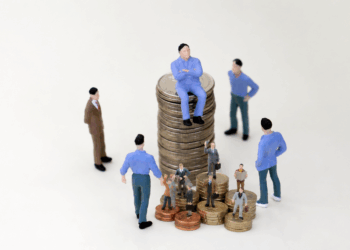 Le monde financier se réorganise: qui gagne, qui décroche?, selon un rapport