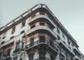 Crise de l’immobilier: il faut miser sur la réforme du financement et les modèles alternatifs