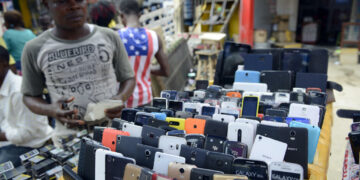 Nigeria: les frais de registre des téléphones inquiètent les distributeurs