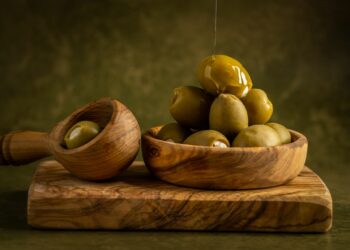Huile d’olive: la filière oléicole se mobilise à Sfax pour passer du vrac au premium