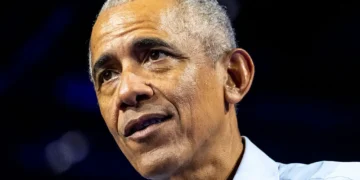 L’IA pourrait devenir « dangereuse » si son développement n’est pas encadré, selon Barack Obama