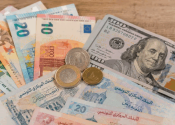 Le dollar revient au-dessus de 3 dinars, après plus d’un an sous ce seuil